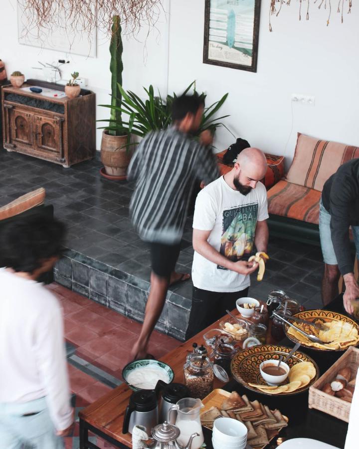 Hashpoint Surf Camp Hostel Taghazout Kültér fotó