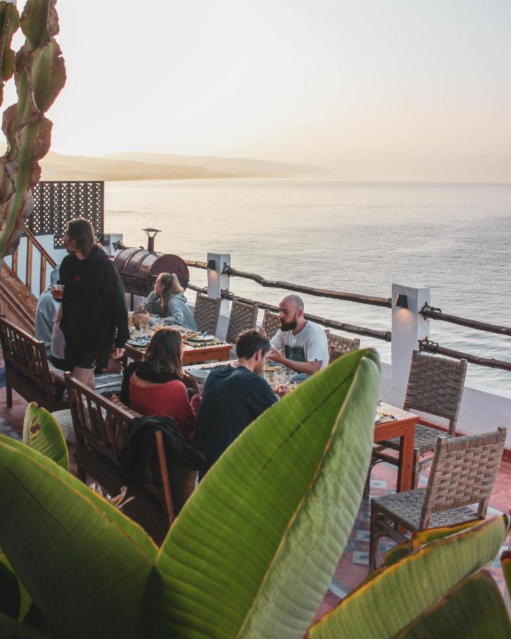 Hashpoint Surf Camp Hostel Taghazout Kültér fotó