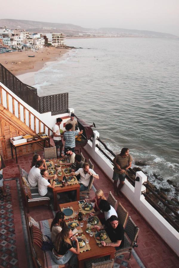 Hashpoint Surf Camp Hostel Taghazout Kültér fotó
