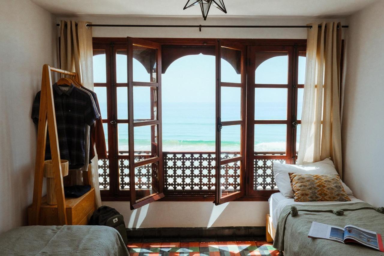Hashpoint Surf Camp Hostel Taghazout Kültér fotó