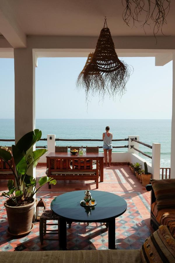 Hashpoint Surf Camp Hostel Taghazout Kültér fotó